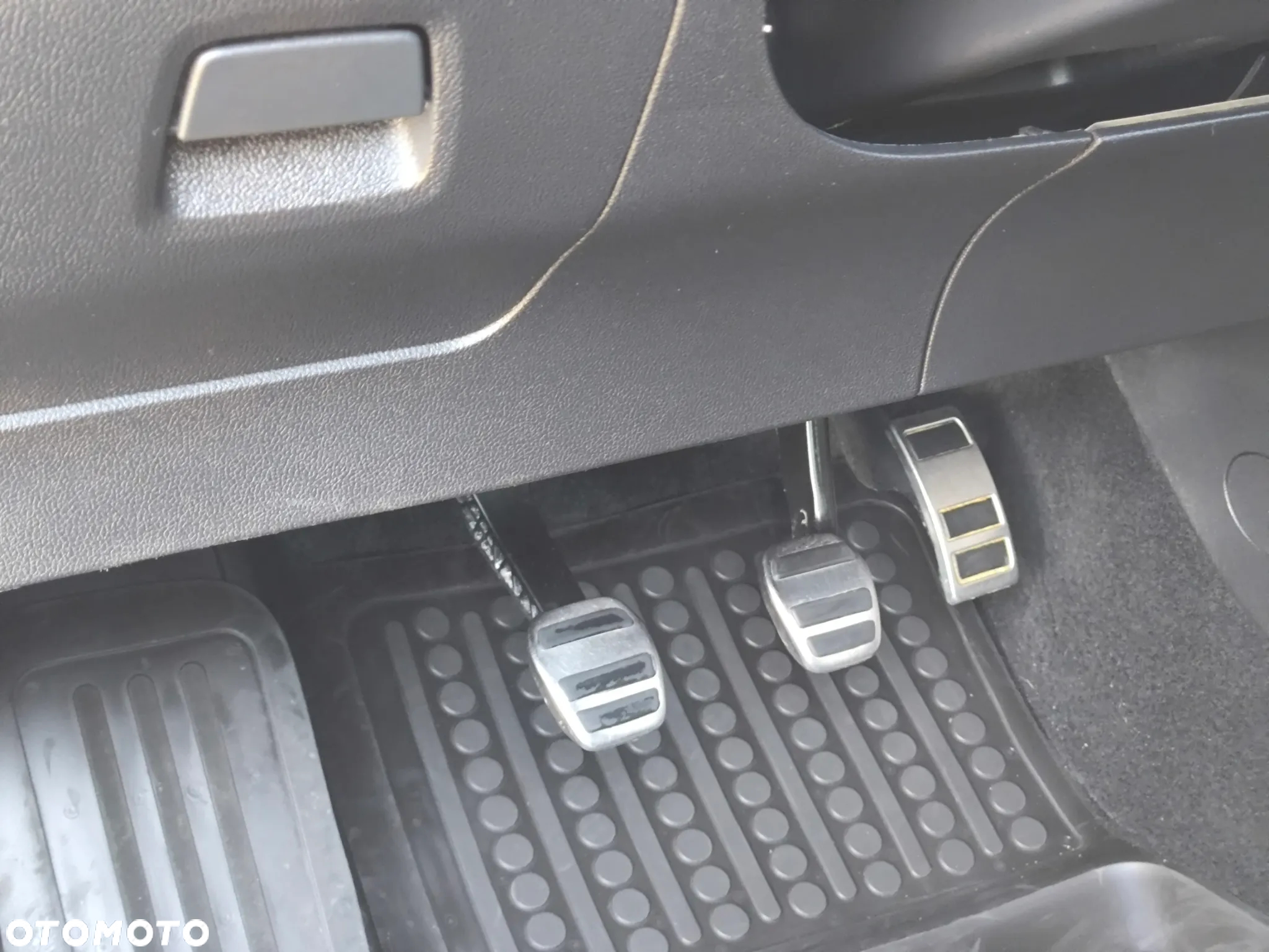 Ford Focus 1.5 EcoBlue Start-Stopp-System ST-LINE - 23