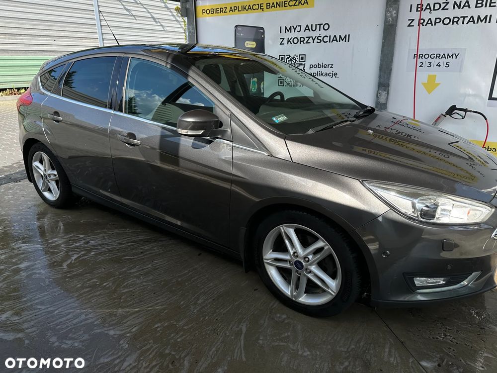 Ford Focus 1.5 EcoBoost Titanium ASS - 25