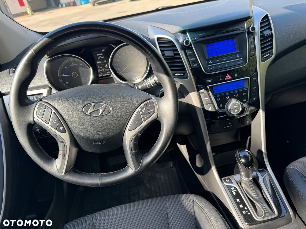 Hyundai i30 1.6 CRDI DCT Premium - 26