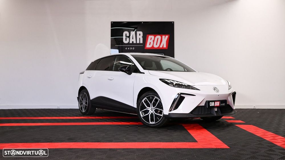MG MG4 64 kWh Luxury - 1