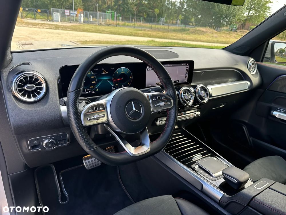 Mercedes-Benz GLB 220 d 4-Matic AMG Line 8G-DCT - 17
