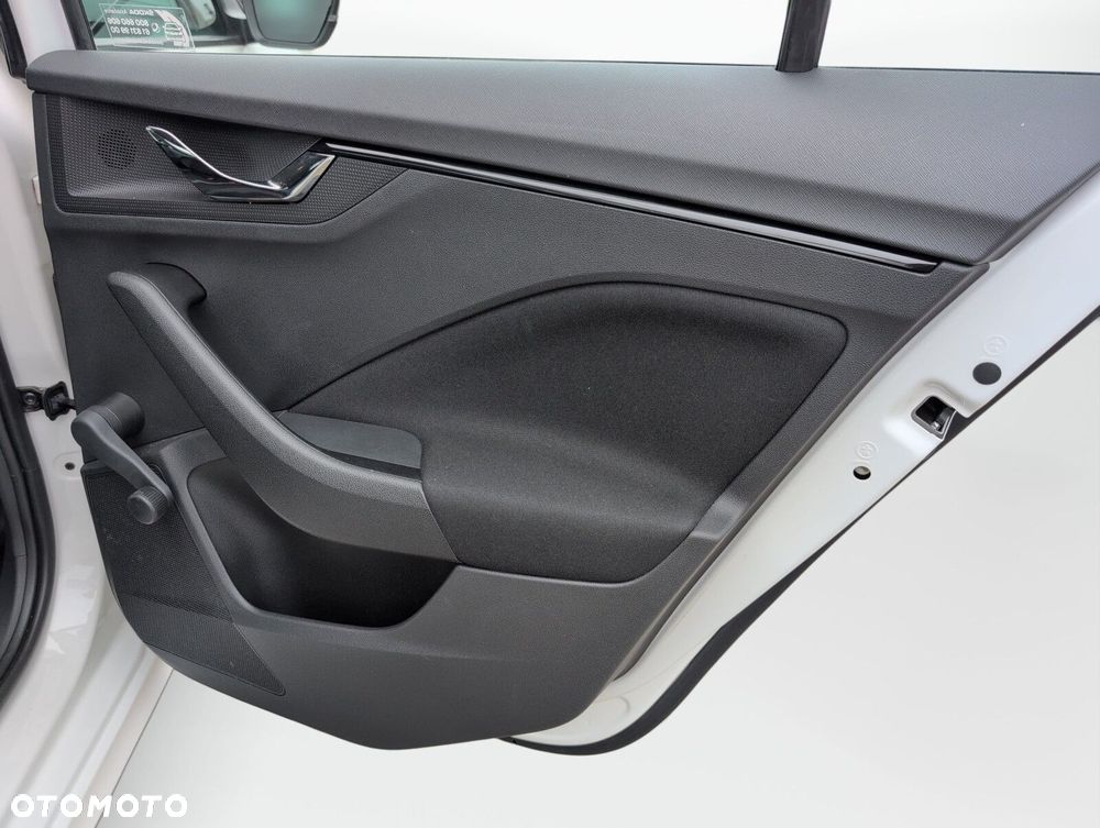 Skoda Kamiq 1.0 TSI Active - 13
