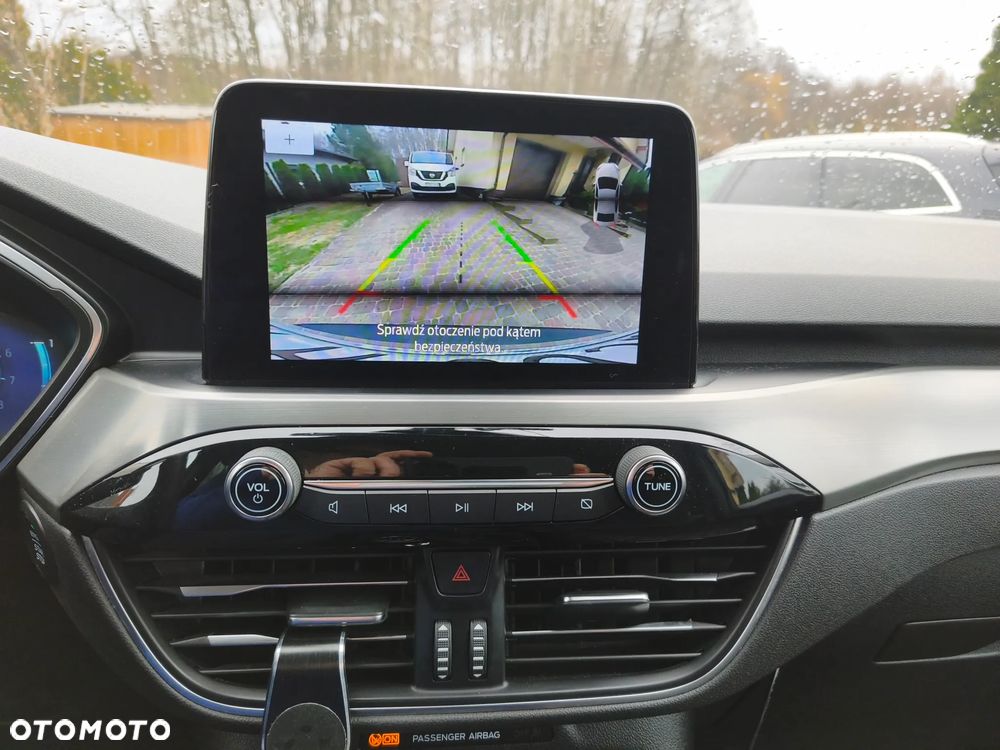 Ford Kuga 1.5 EcoBoost FWD Titanium - 14