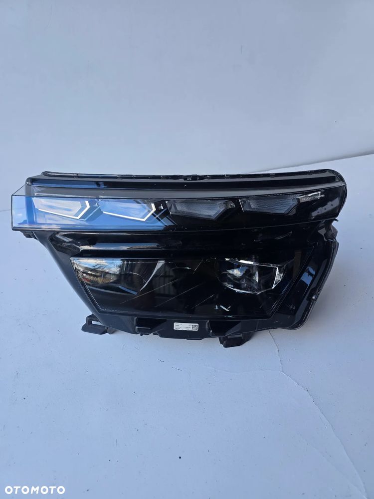 Lampa lewy przód skoda kamiq crystal full led kompletna