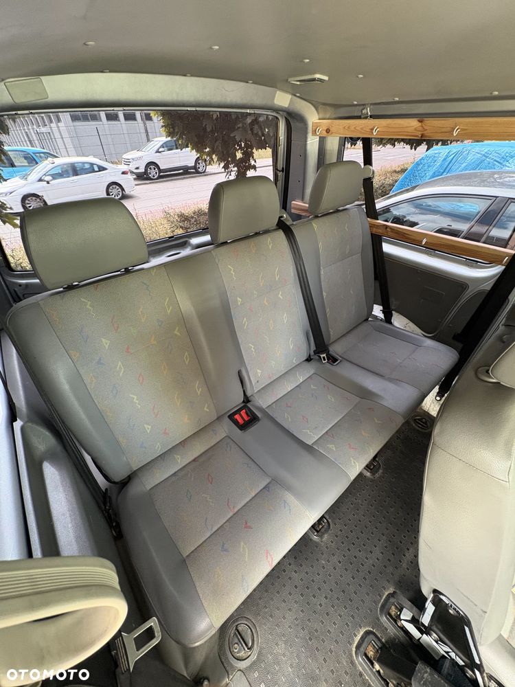 Volkswagen Transporter - 17