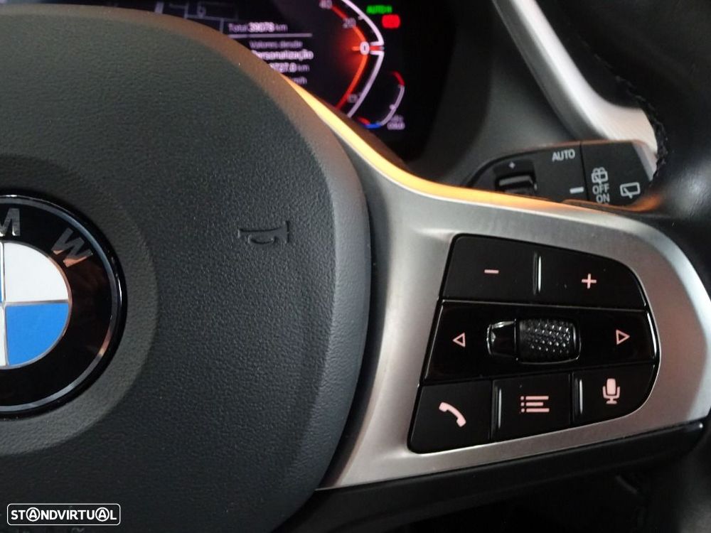 BMW 116 d Pack Desportivo M Auto - 20