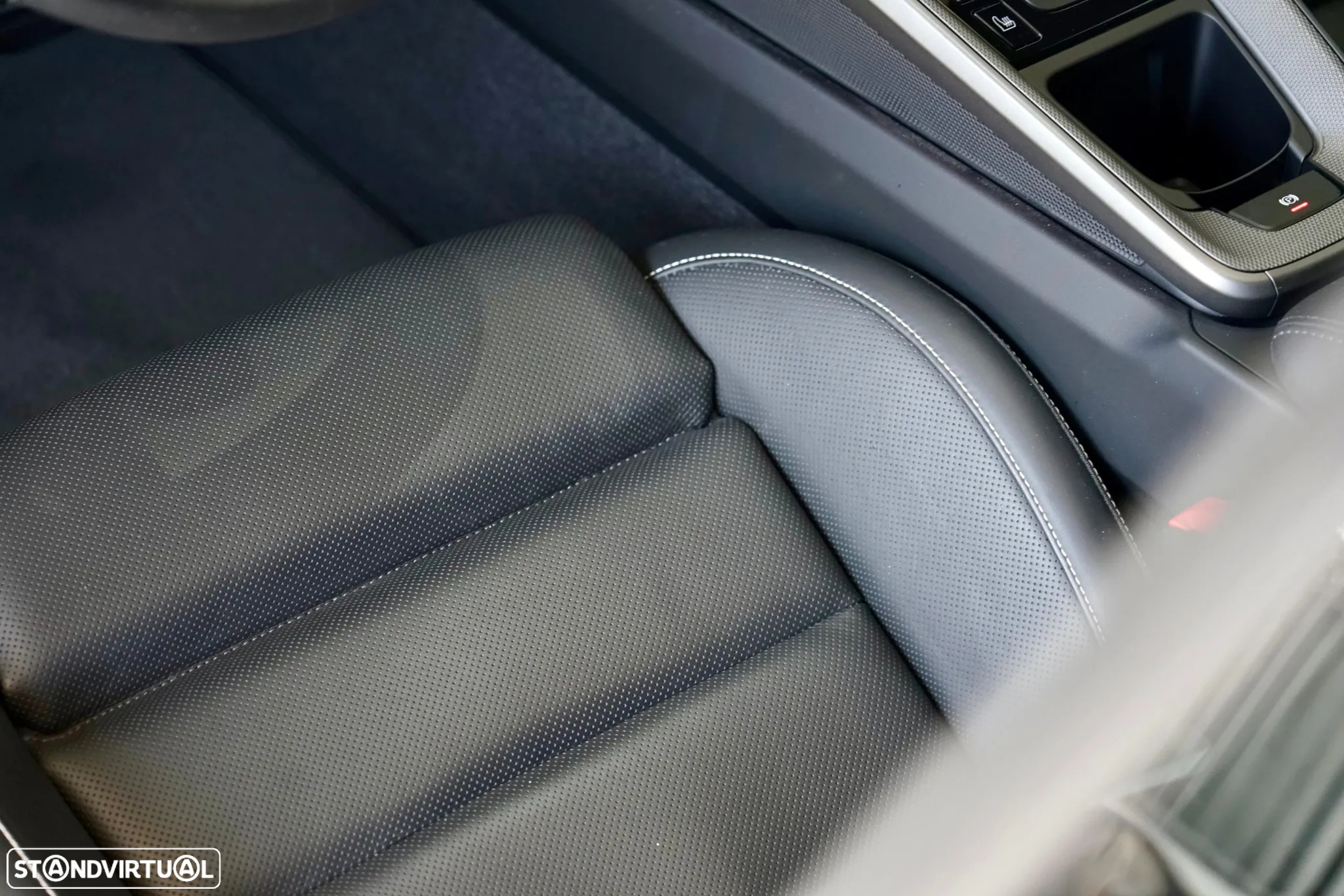 Porsche 911 (992) Carrera S - 15