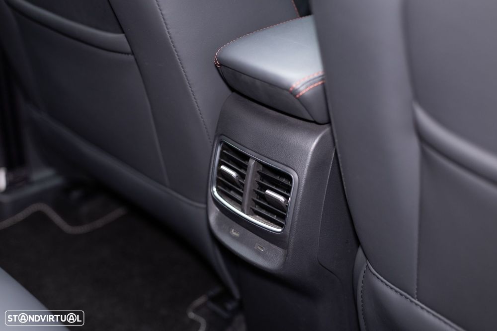 MG ZS EV 72.6 kWh Luxury - 19