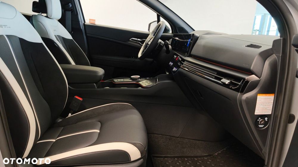Kia Sportage - 16