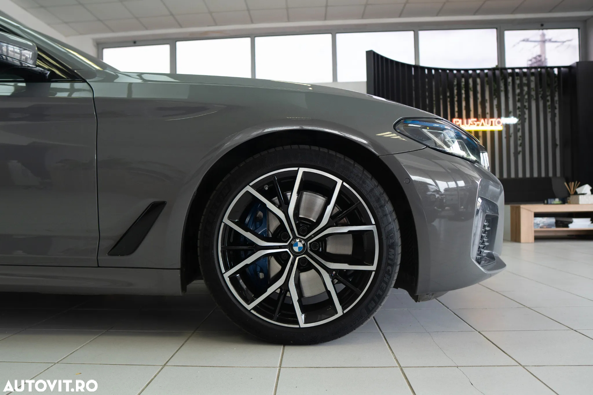 BMW Seria 5 530d xDrive AT MHEV - 5