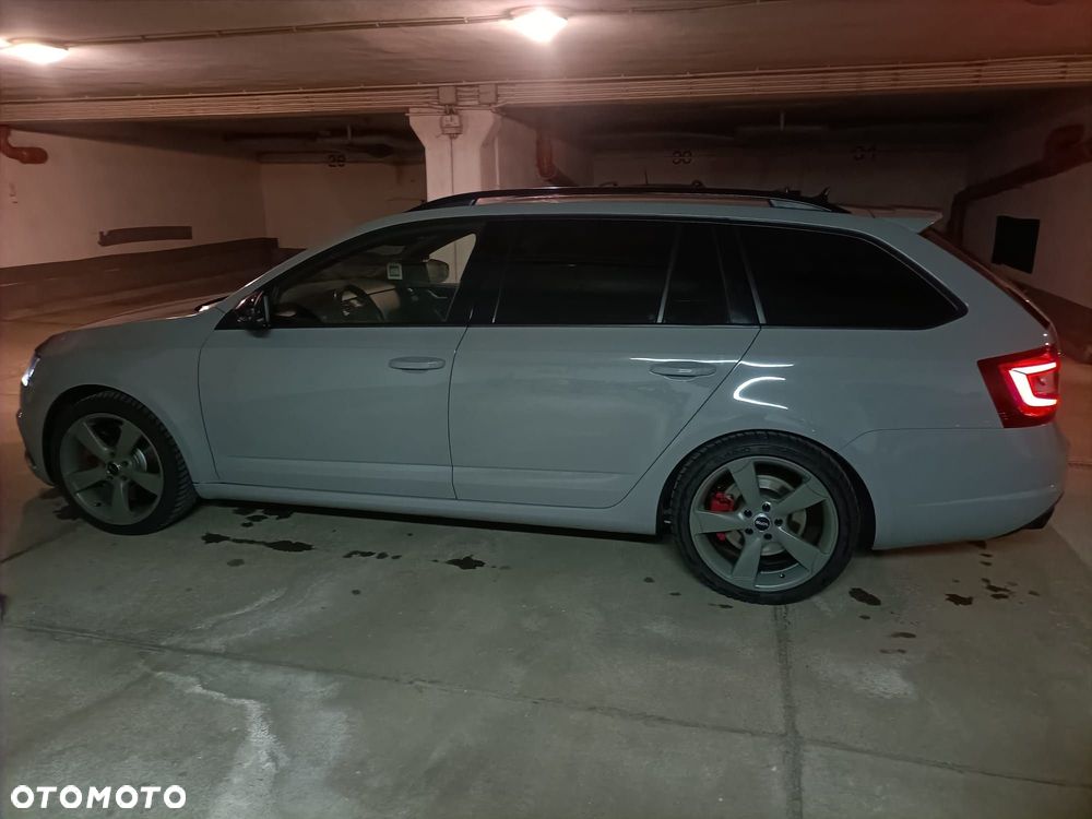 Skoda Octavia 2.0 TSI DSG RS 245 - 16