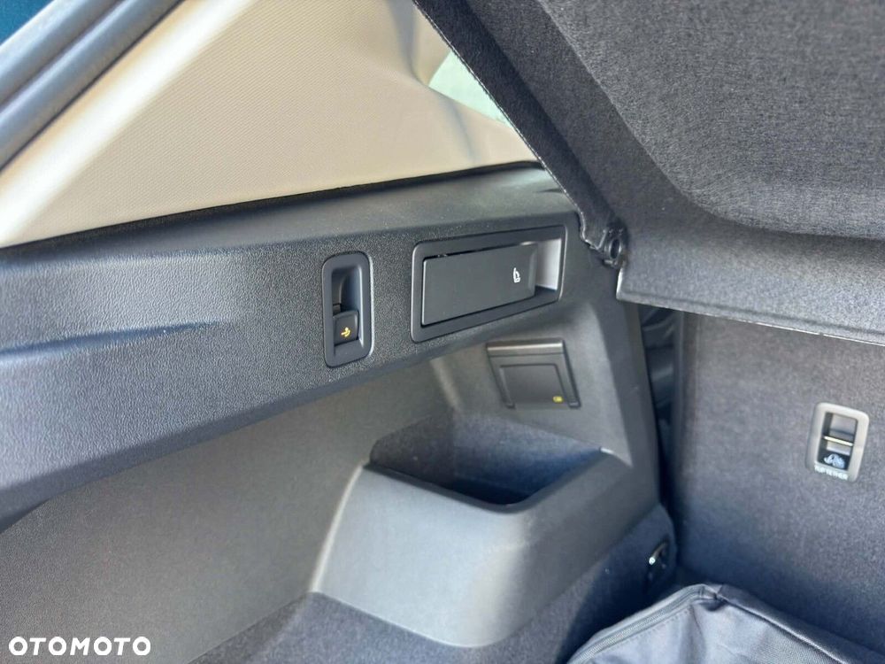 Volkswagen Tiguan 1.5 eTSI Life Plus DSG - 9