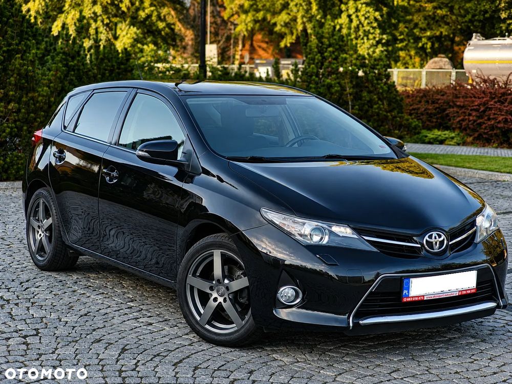 Toyota Auris - 2