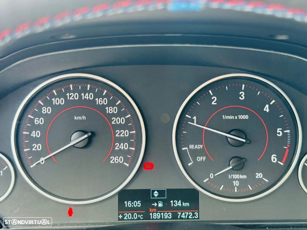 BMW 320 d Pack M - 26