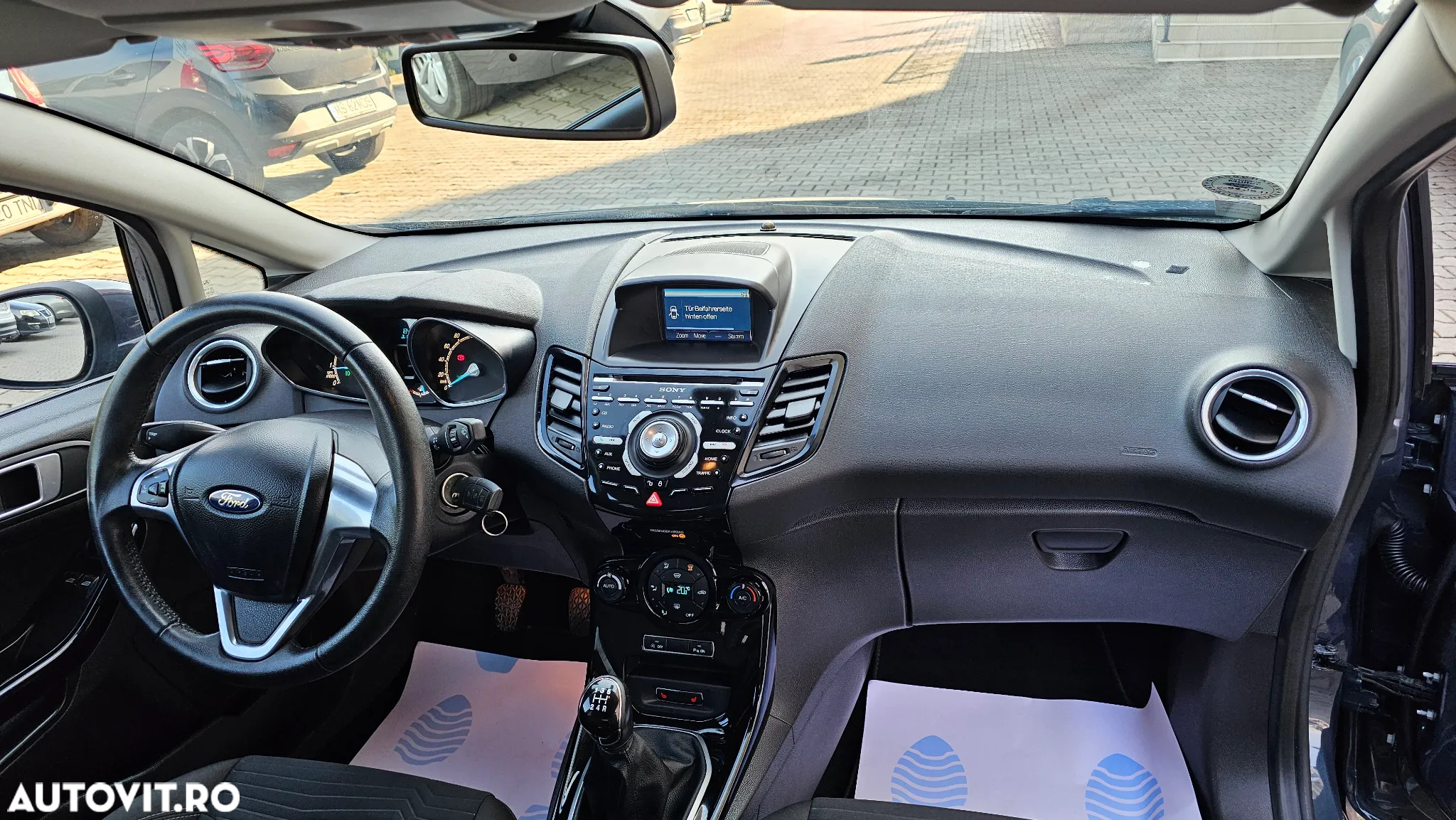 Ford Fiesta 1.0 EcoBoost Start-Stop Titanium - 9