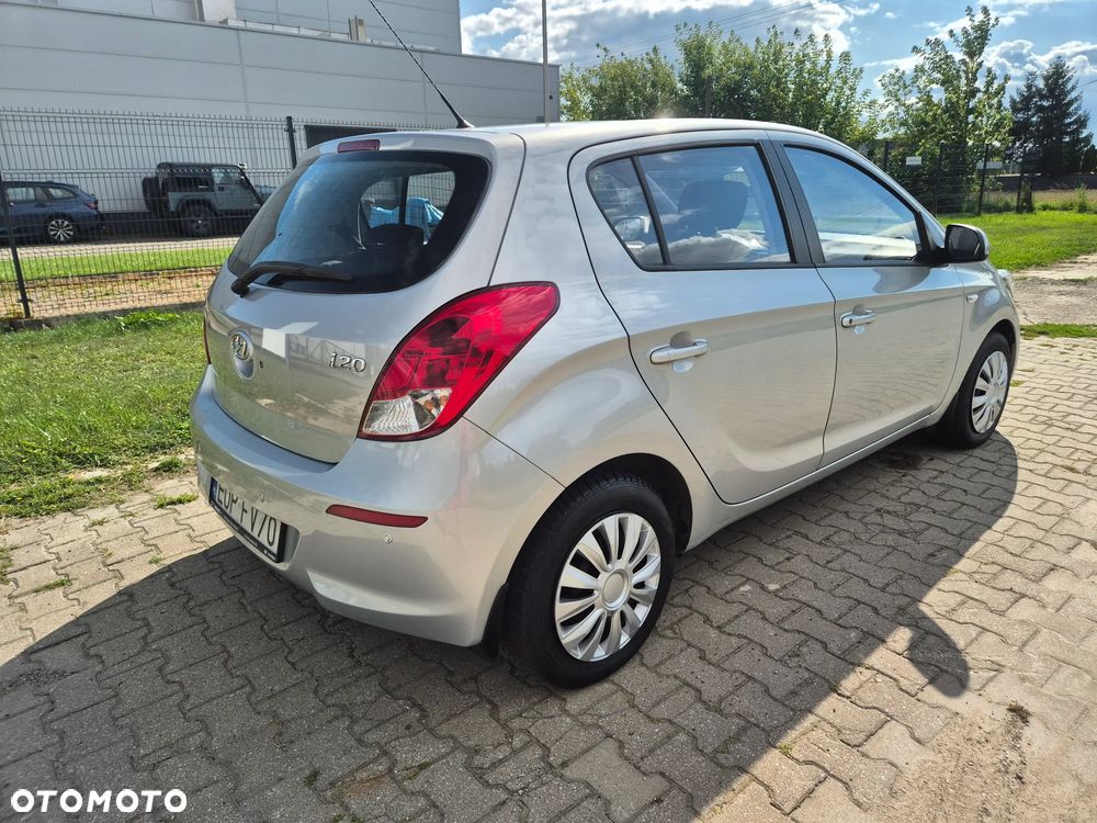 Hyundai i20 1.2 BlueDrive Go - 14
