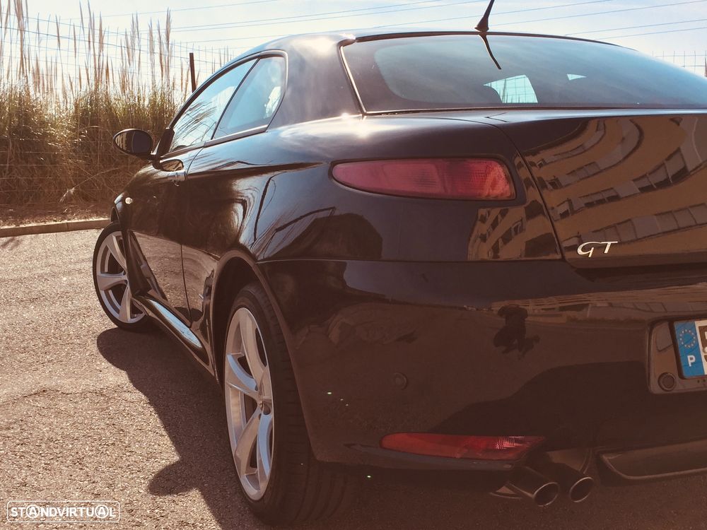 Alfa Romeo GT 1.9 JTD M-JET Q2 Distinctive - 3