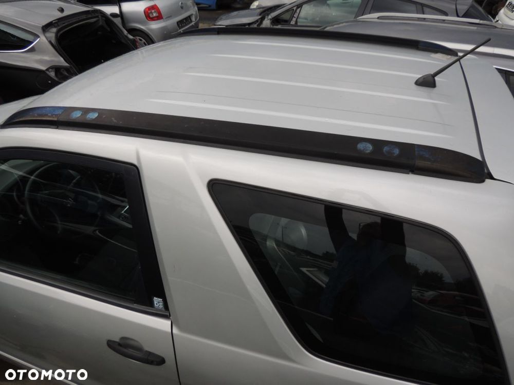 Relingi dachowe Suzuki Grand Vitara '07 3D - 1