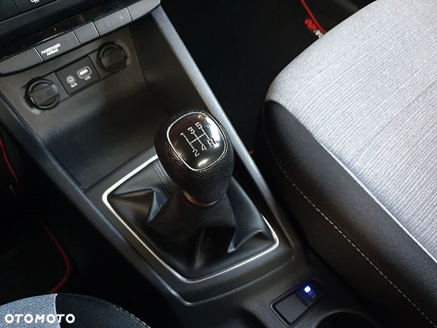 Hyundai i20 - 27