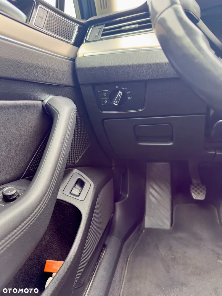 Volkswagen Passat 2.0 TDI SCR Highline - 9