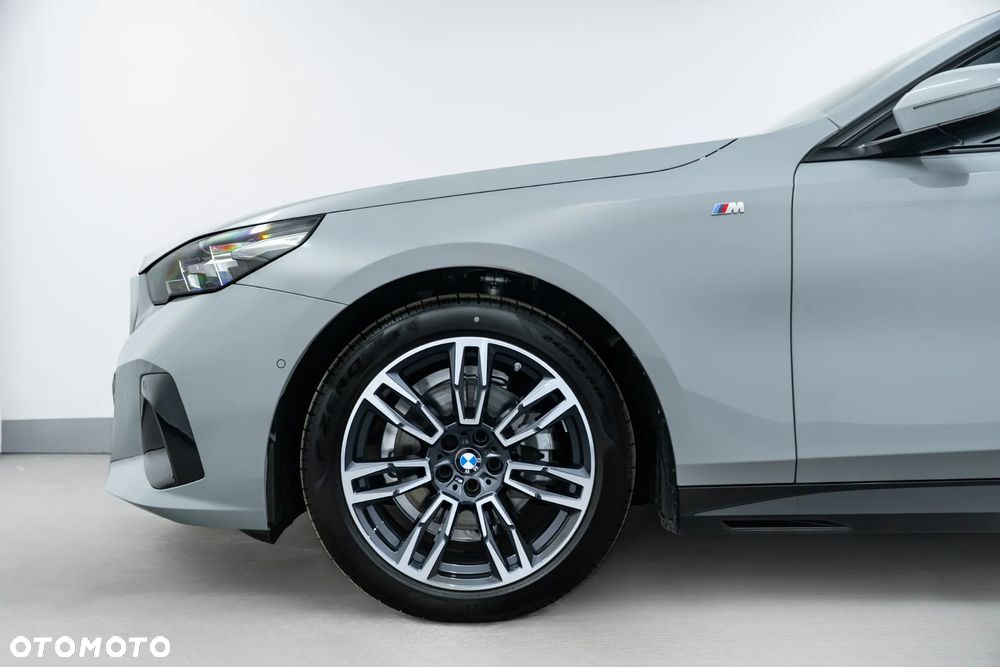 BMW Seria 5 - 13
