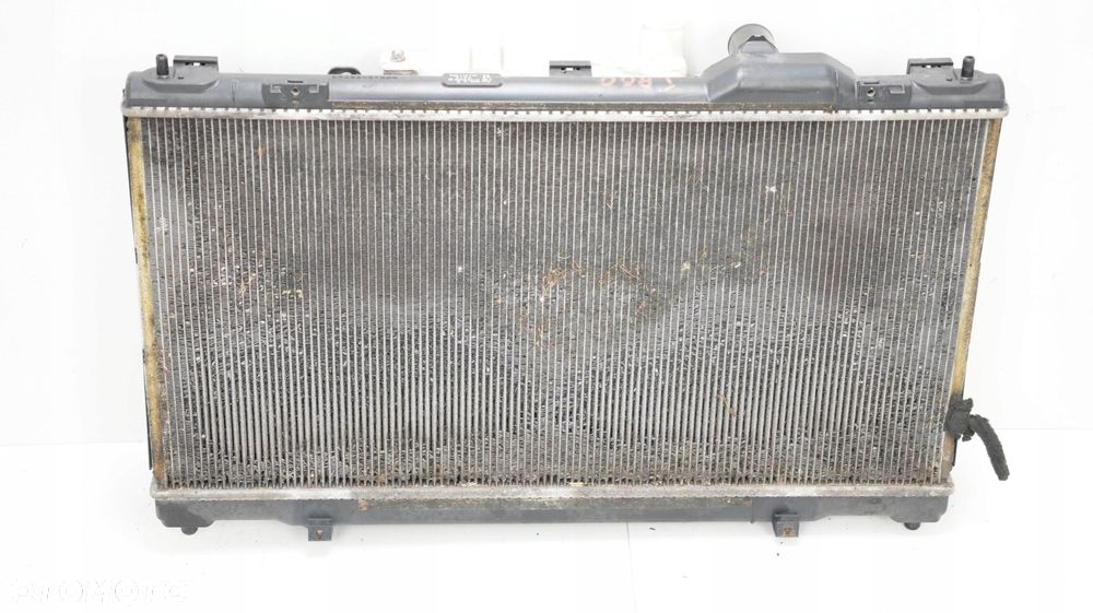 CHŁODNICA WODY WENTYLATOR LEXUS IS II 2.5B 05-10R - 1