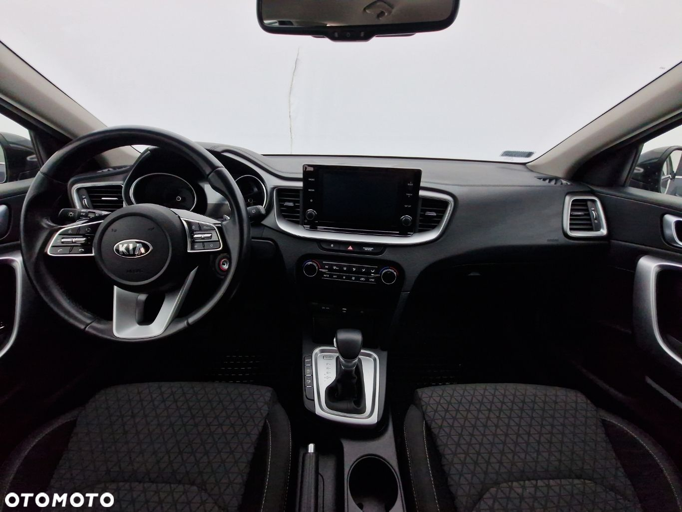Kia XCeed 1.5 T-GDI M DCT - 16
