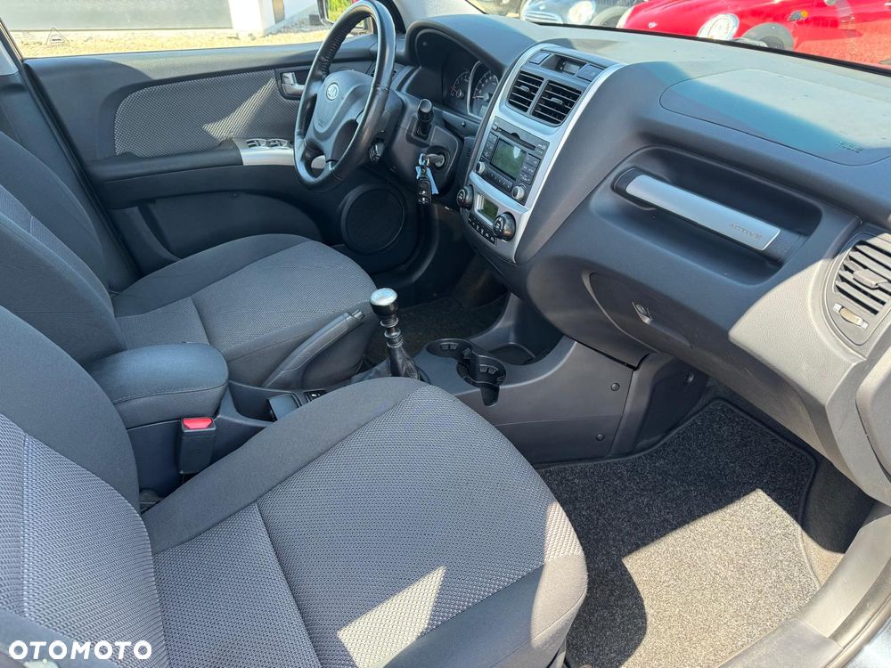 Kia Sportage 2.0 CRDI 2WD LX - 10