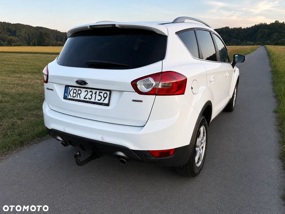 Ford Kuga 2.0 TDCi 4x4 Titanium - 5