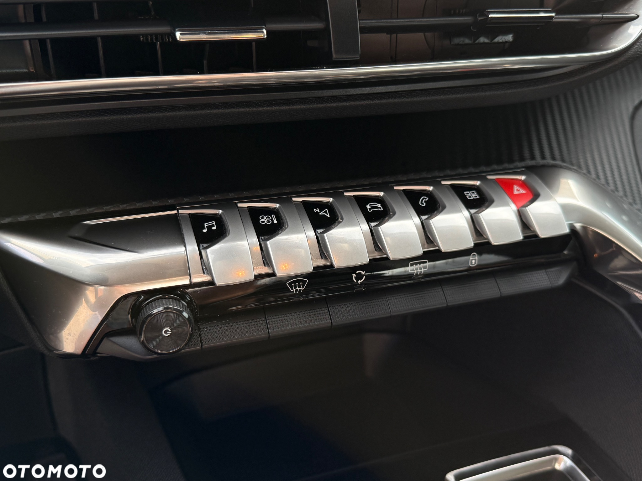 Peugeot 5008 1.2 PureTech Active Pack S&S EAT8 - 19