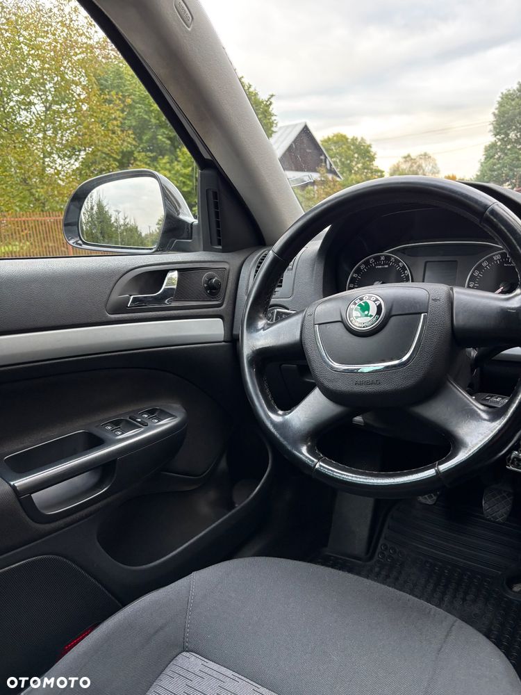 Skoda Octavia - 10