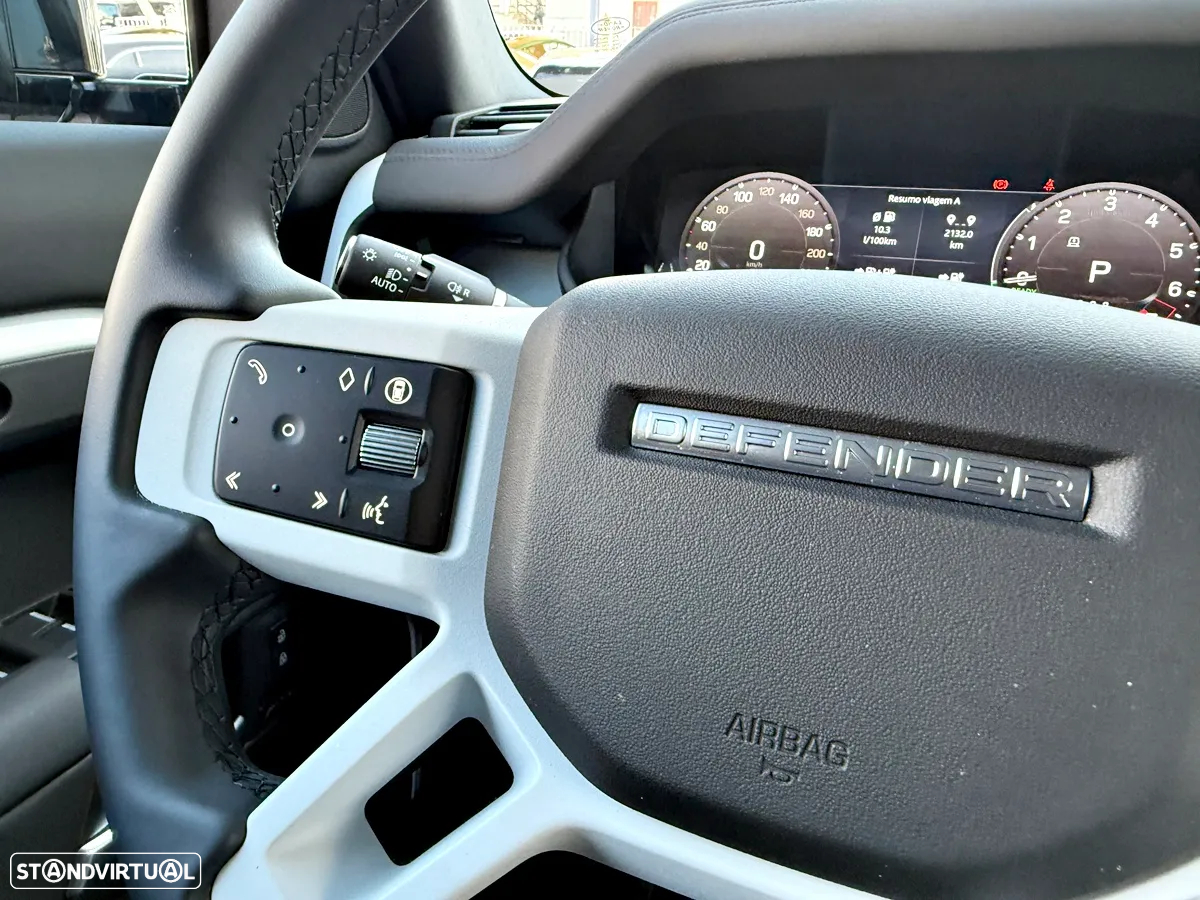 Land Rover Defender 2.0 P300e 110 AWD X-Dynamic SE - 13