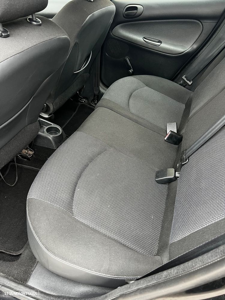 Peugeot 206+ 1.1 Trendy - 12