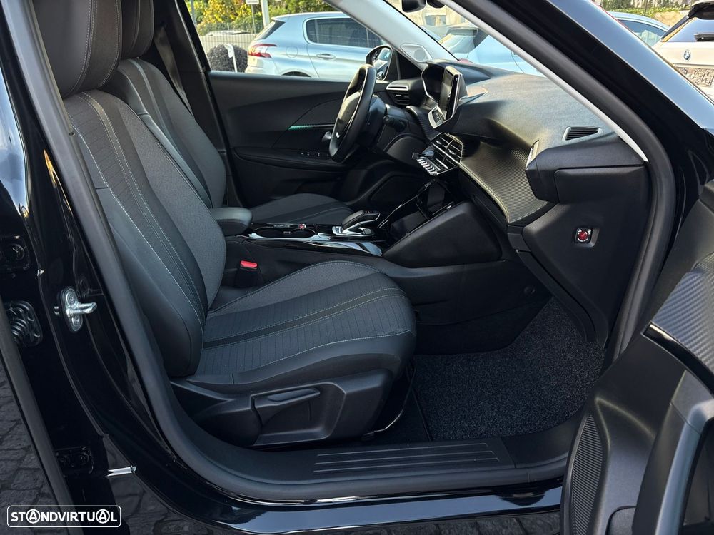 Peugeot e-2008 50 kWh Allure Pack - 23