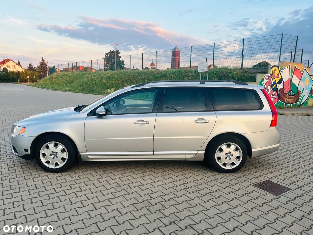 Volvo V70 2.0 - 10