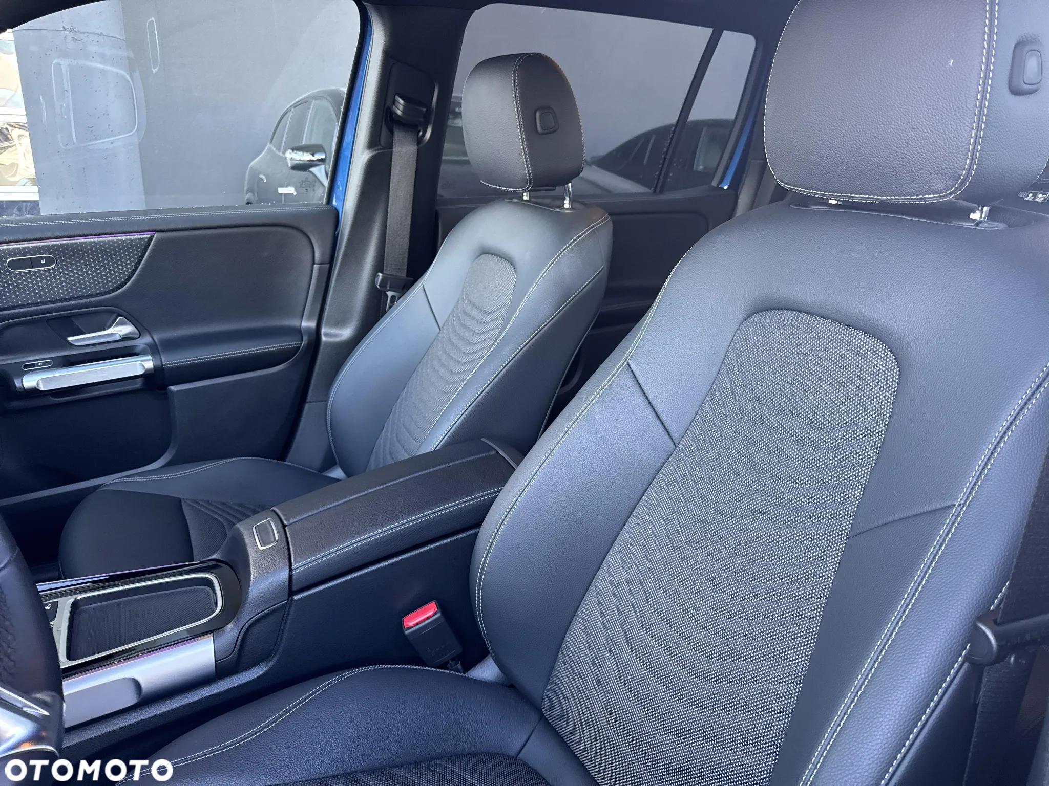 Mercedes-Benz GLB - 17