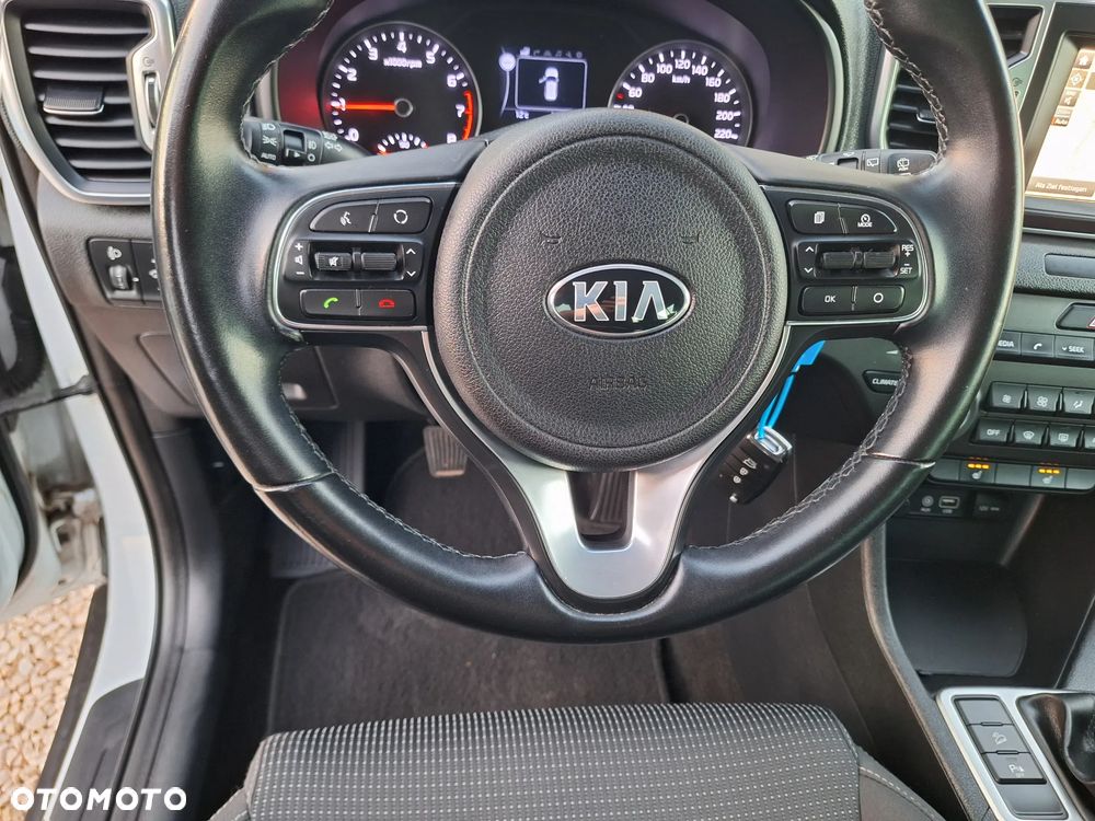 Kia Sportage 1.6 GDI 2WD Black Edition - 23