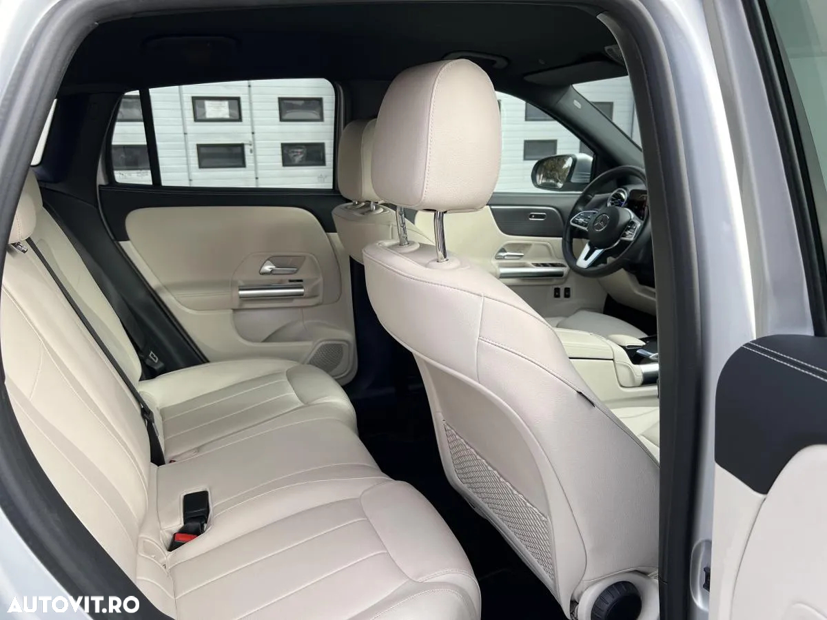 Mercedes-Benz GLA 250 e - 15