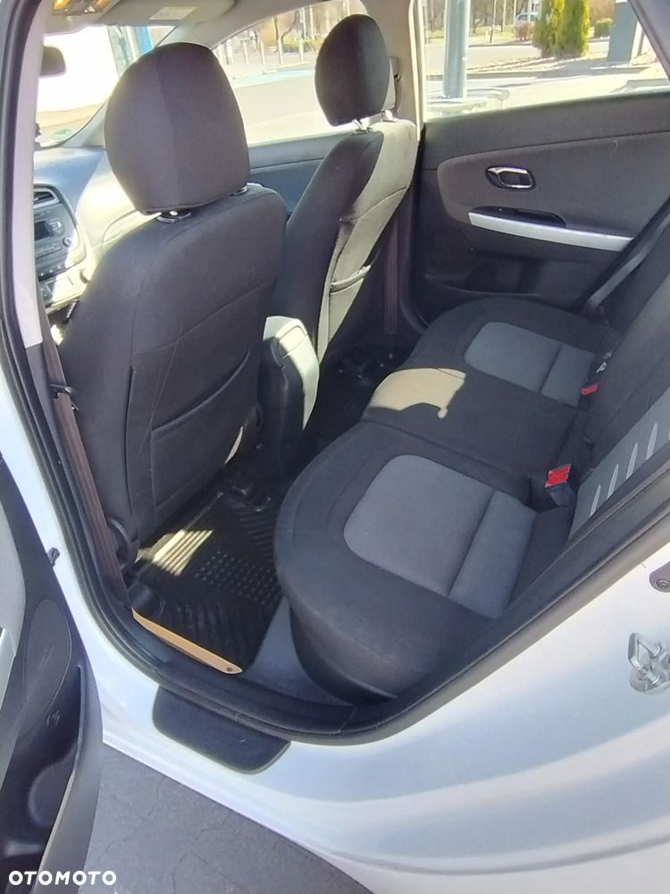 Kia Ceed 1.4 Business Line - 11