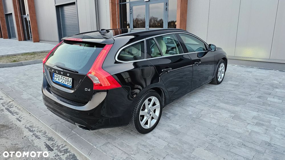 Volvo V60 D4 Drive-E Summum - 6