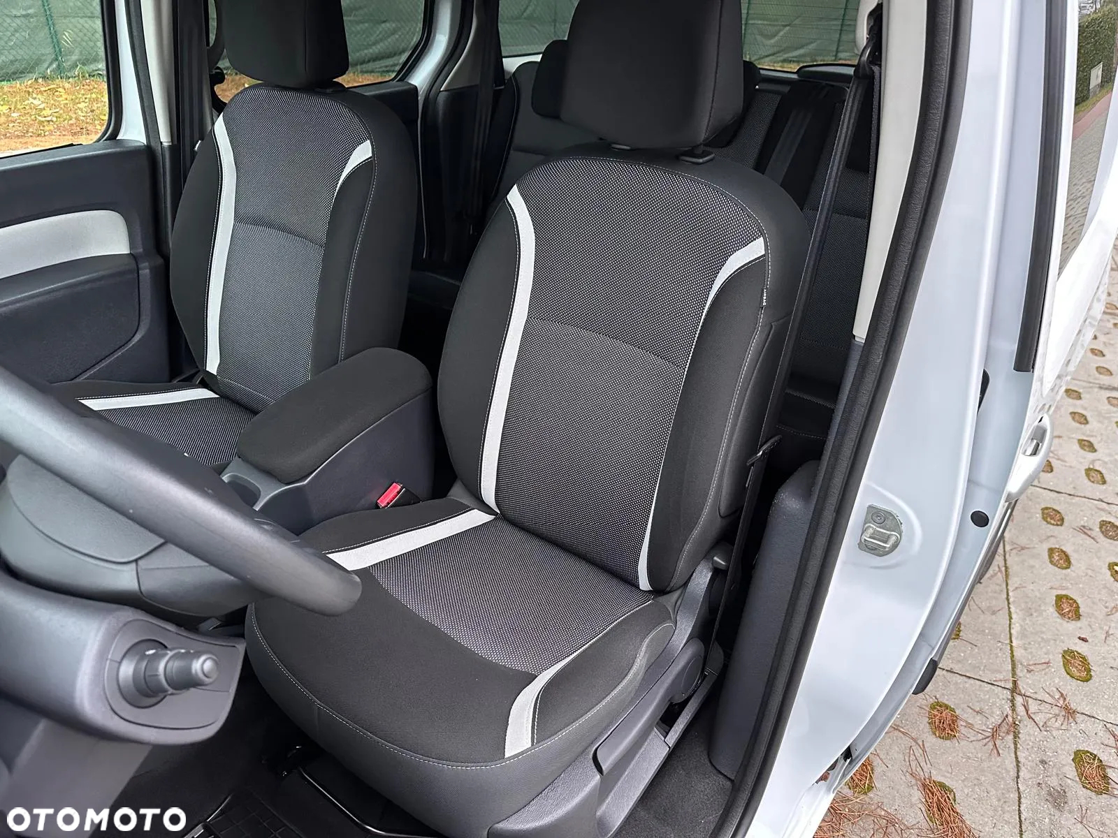 Renault Kangoo ENERGY TCe 115 Start & Stop Happy Family - 13