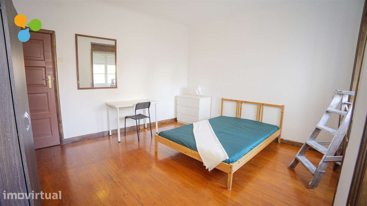 Quarto T3 - Covilhã - Grande imagem: 3/4