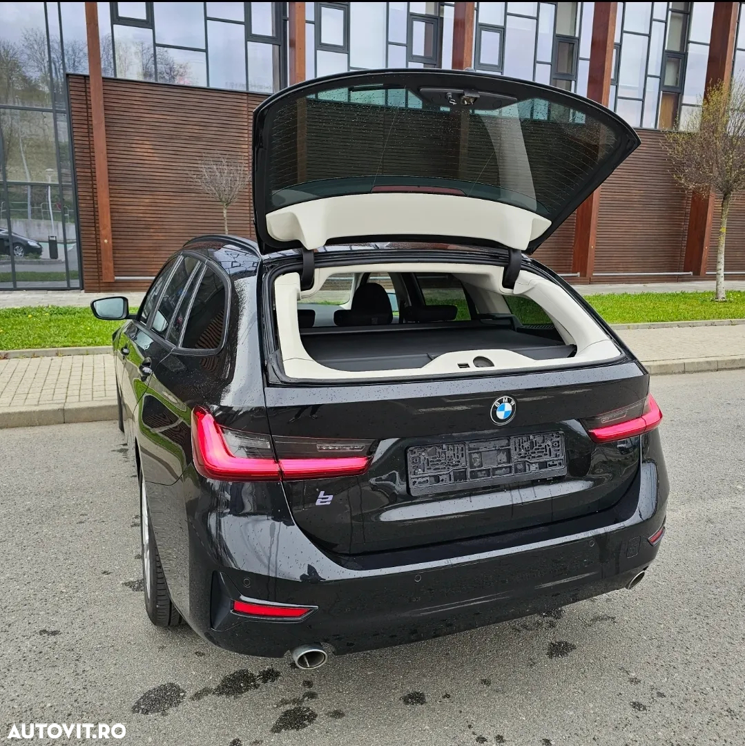 BMW Seria 3 318d Touring Aut. Sport Line - 15