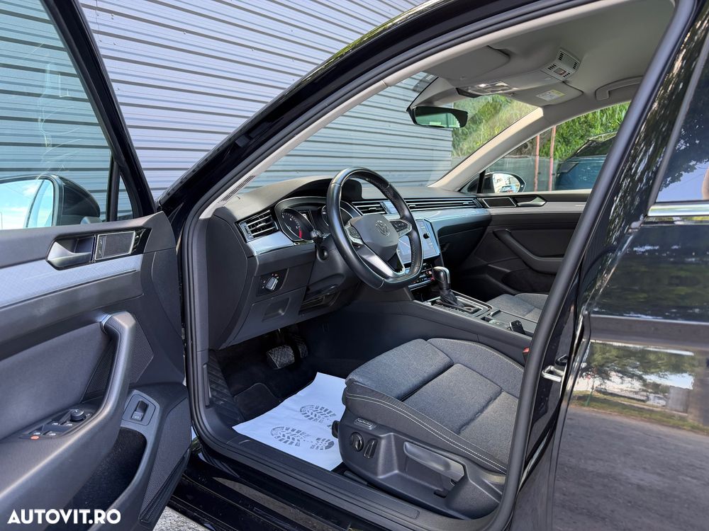 Volkswagen Passat 2.0 TDI SCR DSG Business - 13