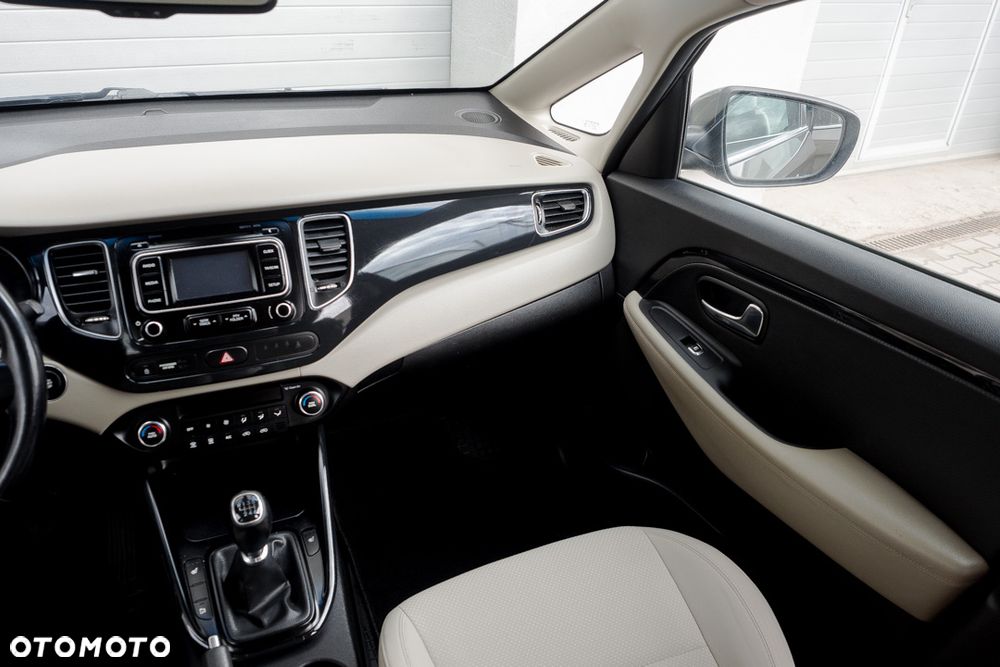 Kia Carens 1.7 CRDi XL - 35