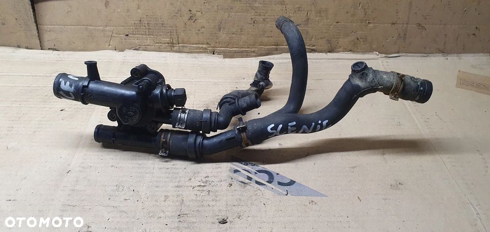 Obudowa termostatu termostat przewód wąż Renault Scenic II 1.9 DCI - 2