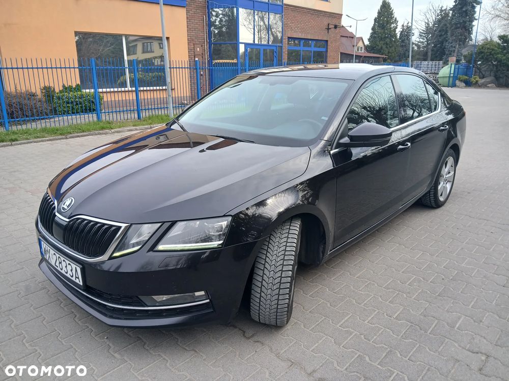 Skoda Octavia 2.0 TDI Style DSG - 3