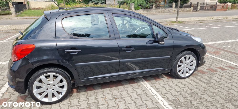 Peugeot 207 - 4
