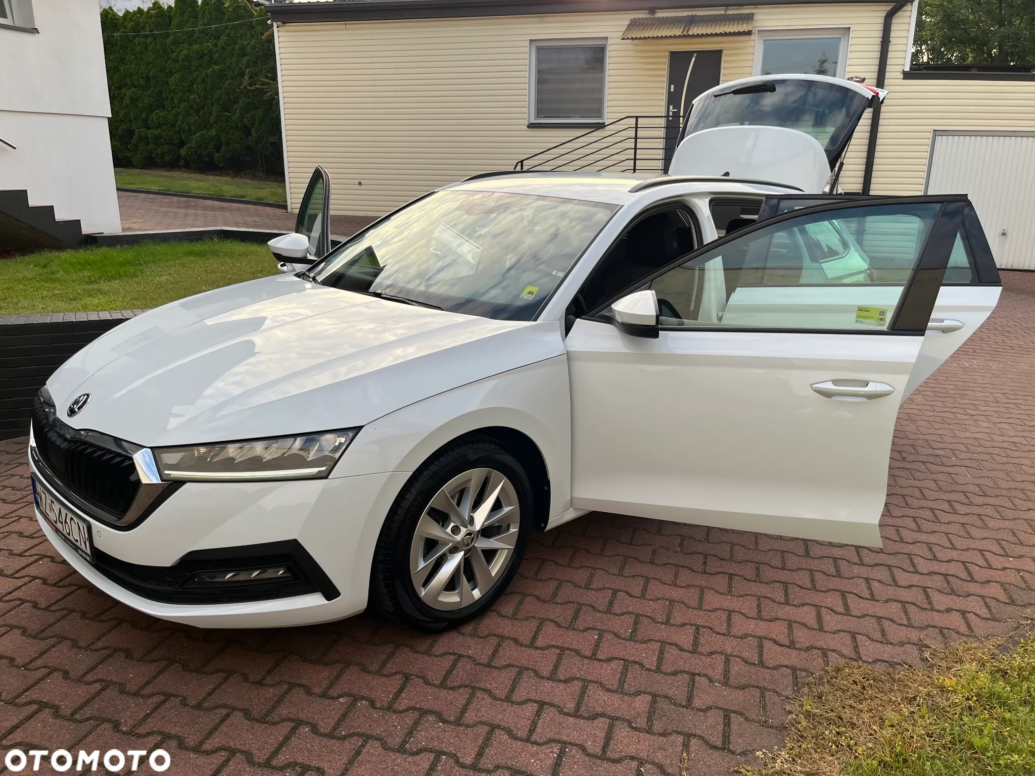 Skoda Octavia 2.0 TDI Ambition DSG - 28