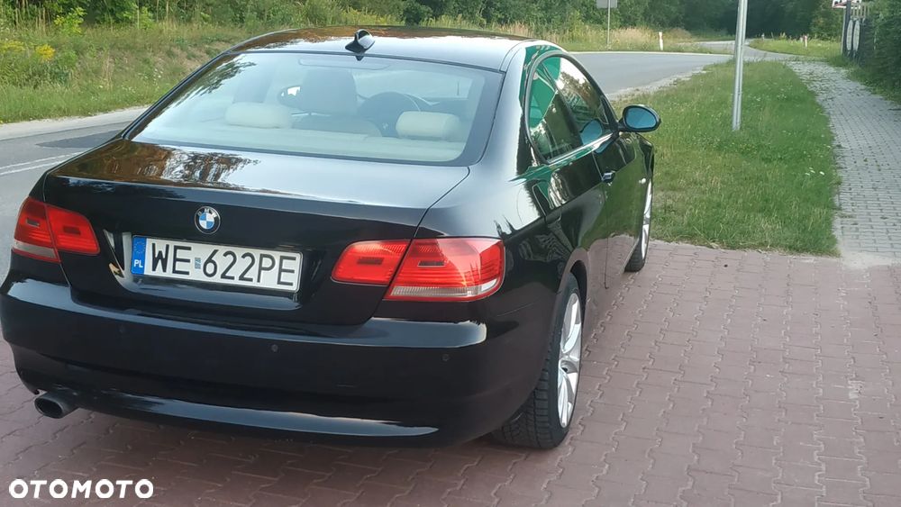 BMW Seria 3 320d - 6